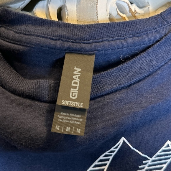 Fort Lewis College Sweatshirt and Tee Navy Women's Medium/Men's Small - Picture 3 of 5